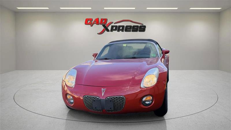 Used 2008 Pontiac Solstice Convertible w/ Premium Package image 8