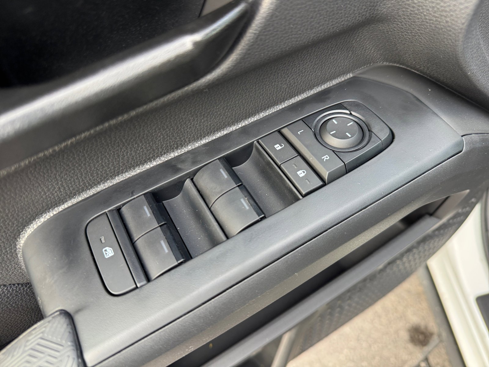 New 2025 Toyota Tacoma SR5 image 20