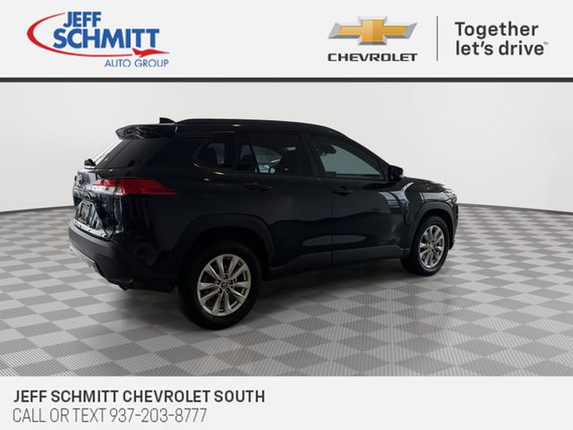 Used 2023 Toyota Corolla Cross LE FWD image 11