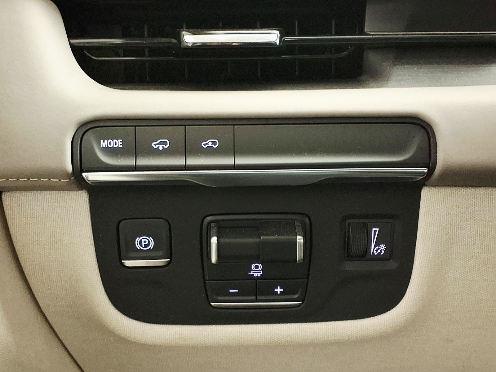 Certified 2023 Cadillac Escalade Sport Platinum RWD image 22