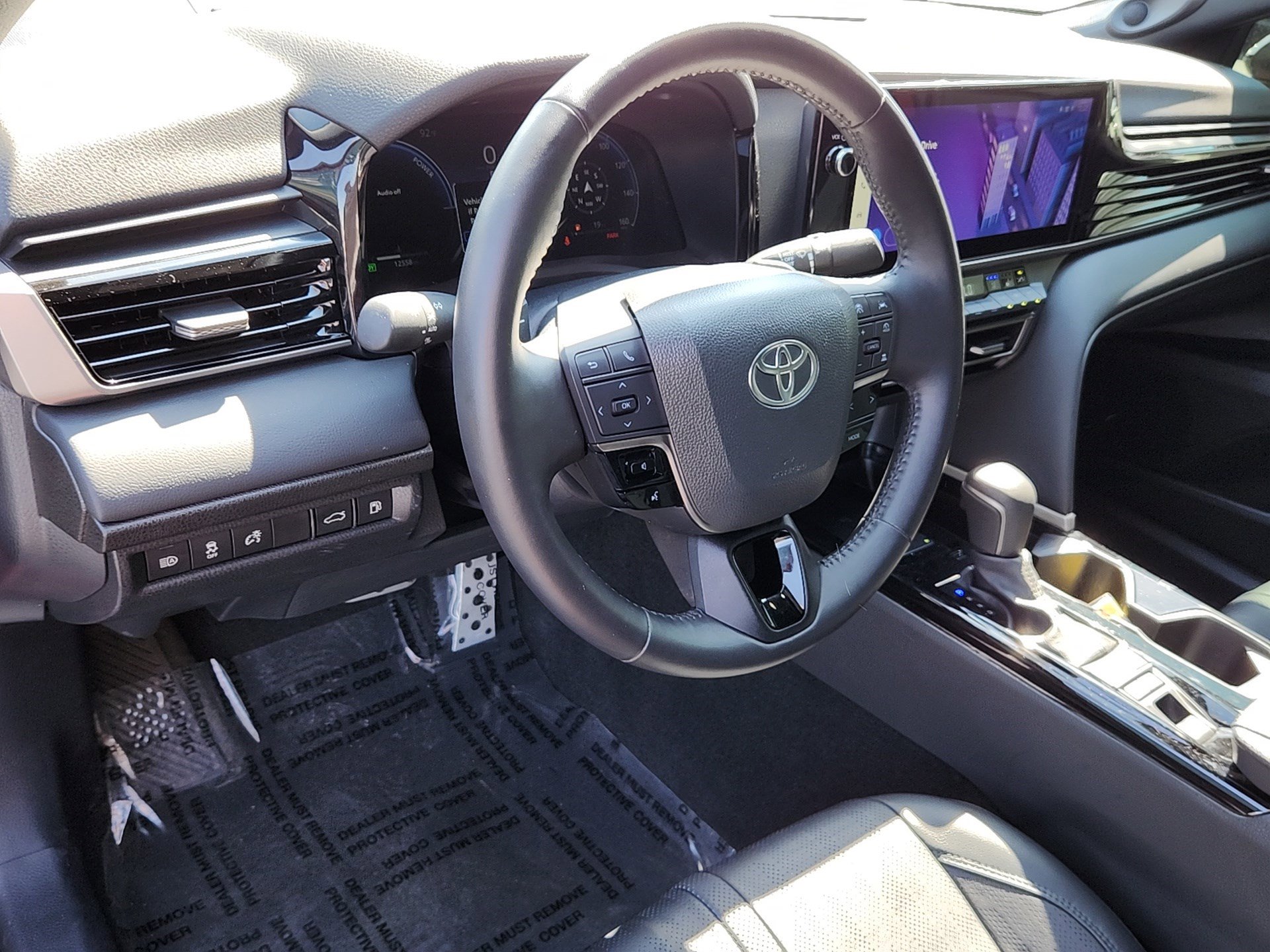 Used 2025 Toyota Camry XSE image 11
