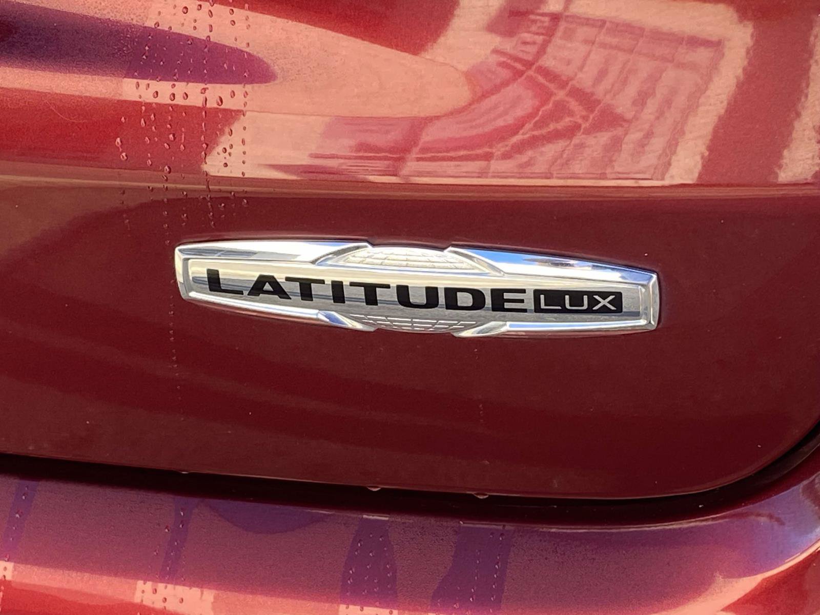 Used 2022 Jeep Compass Latitude AWD/4WD image 18