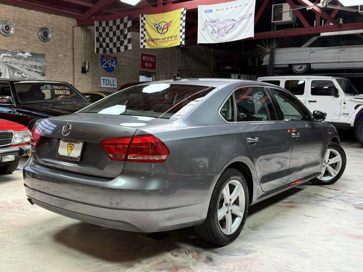 Used 2013 Volkswagen Passat 2.5 SE FWD image 4