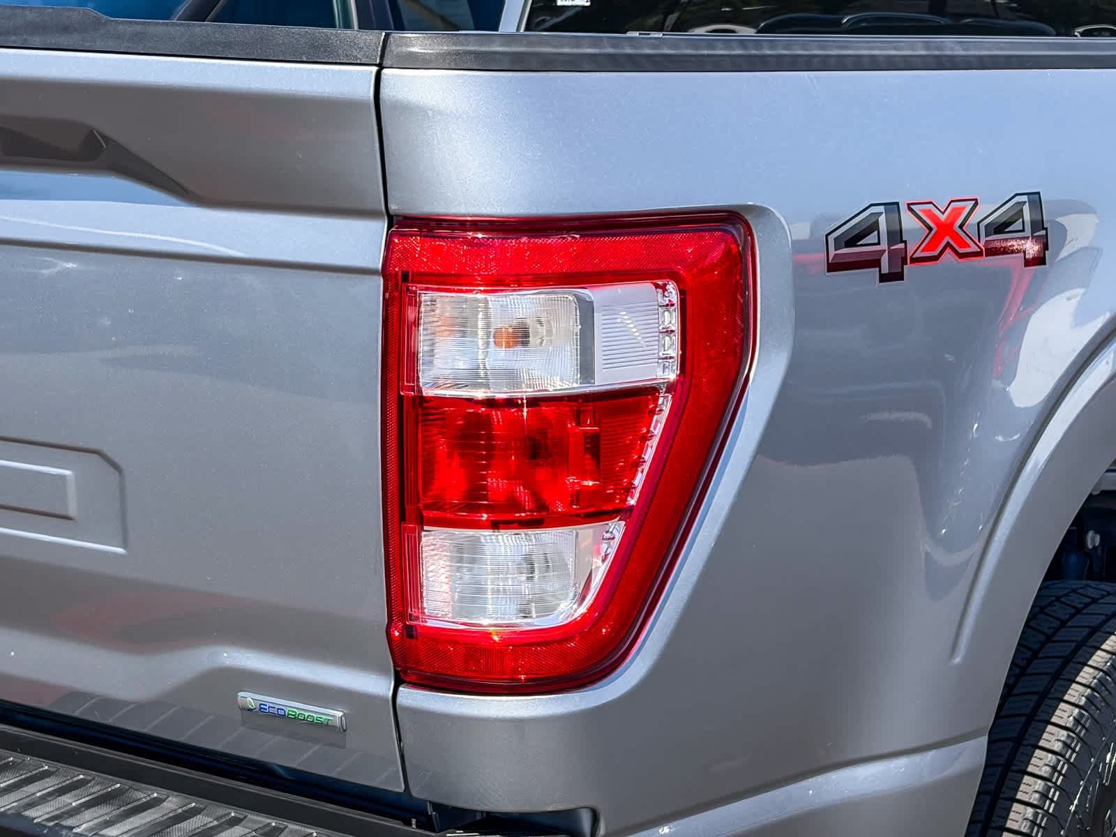 Used 2022 Ford F150 XL w/ Equipment Group 101A High AWD/4WD image 8
