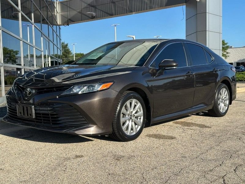 Used 2019 Toyota Camry LE w/ Convenience Package FWD image 8