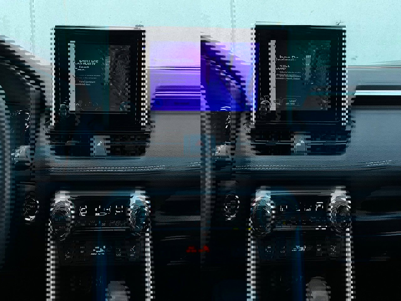 Used 2025 Toyota RAV4 XLE image 26