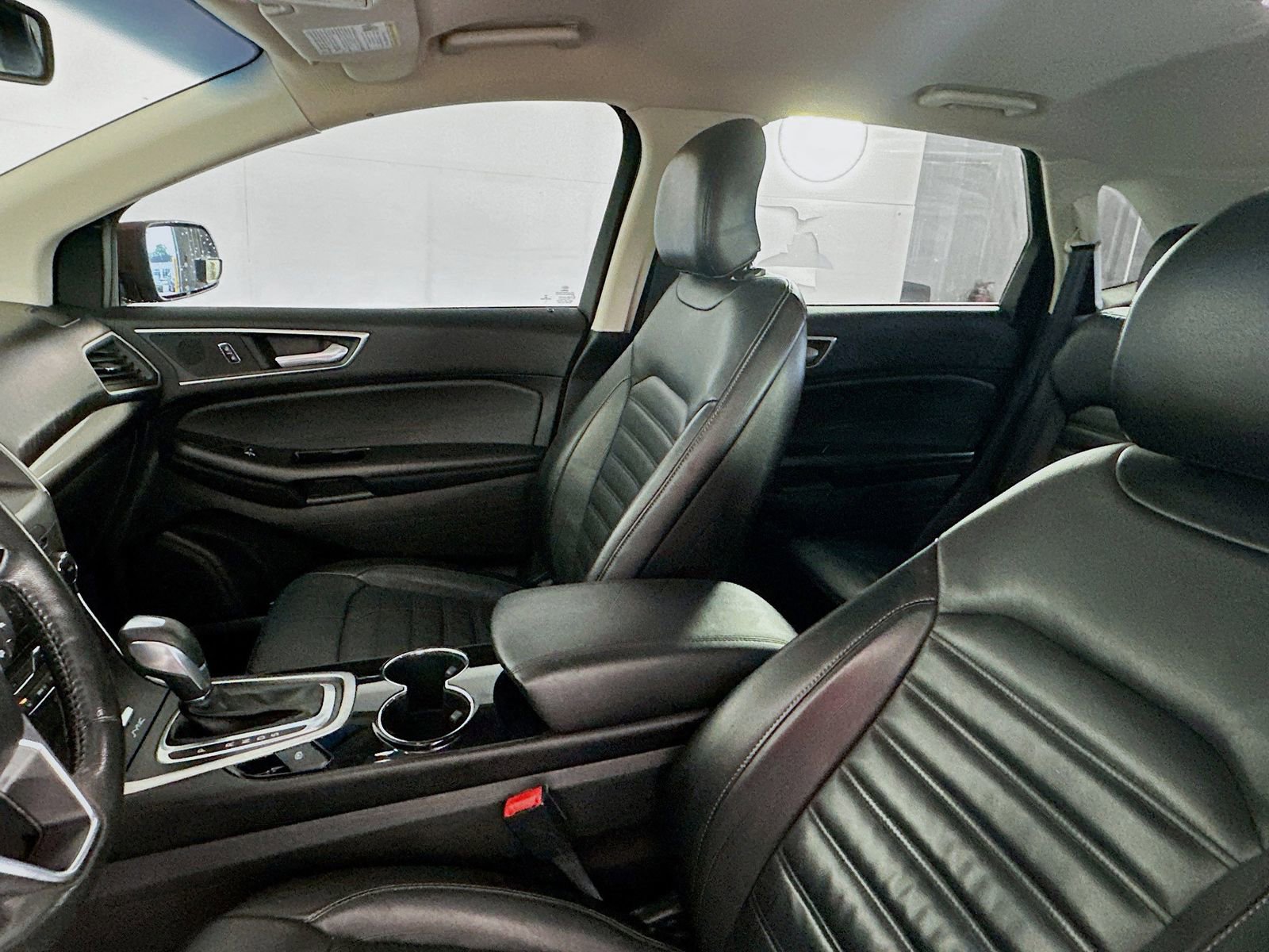 Used 2017 Ford Edge SEL w/ Equipment Group 201A FWD image 22
