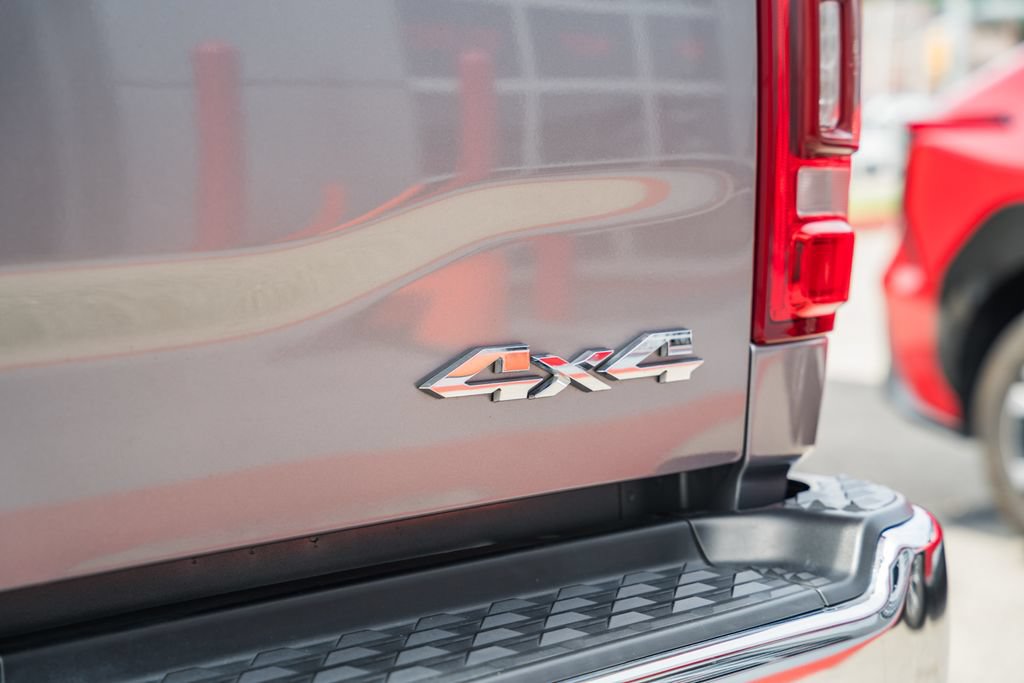 Used 2024 RAM 3500 Tradesman w/ Safety Group AWD/4WD image 8