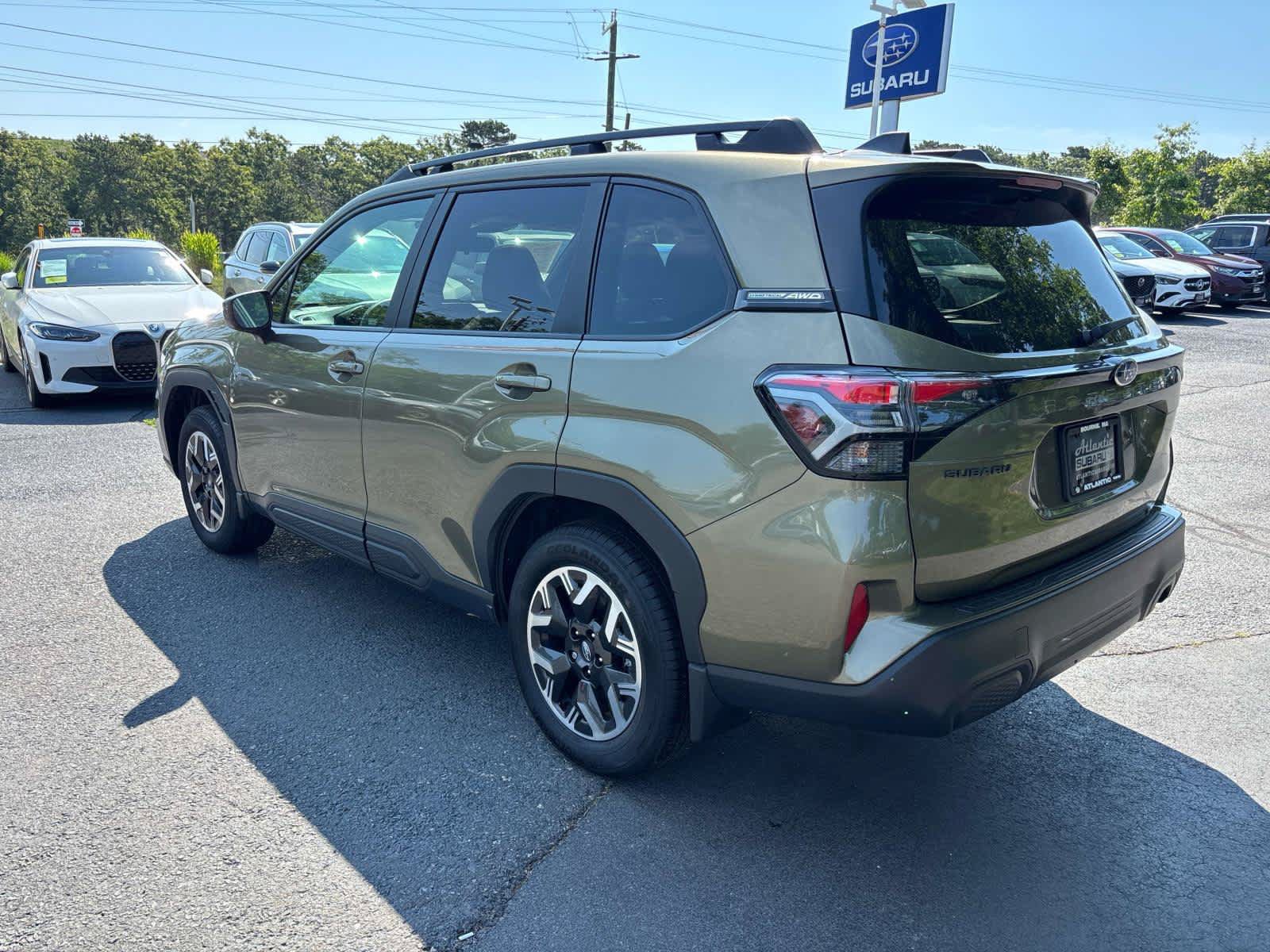Used 2026 Subaru Forester Premium AWD/4WD image 5