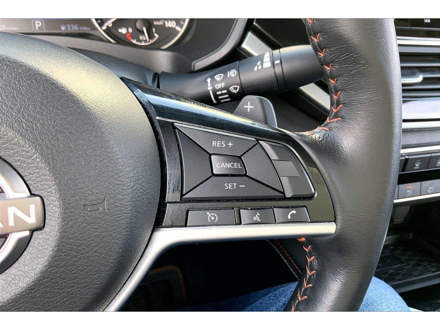 Used 2023 Nissan Altima 2.5 SR w/ SR Premium Package image 17