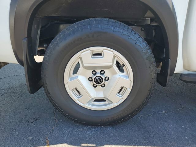 Used 2024 Nissan Frontier SV w/ Hardbody Edition image 5