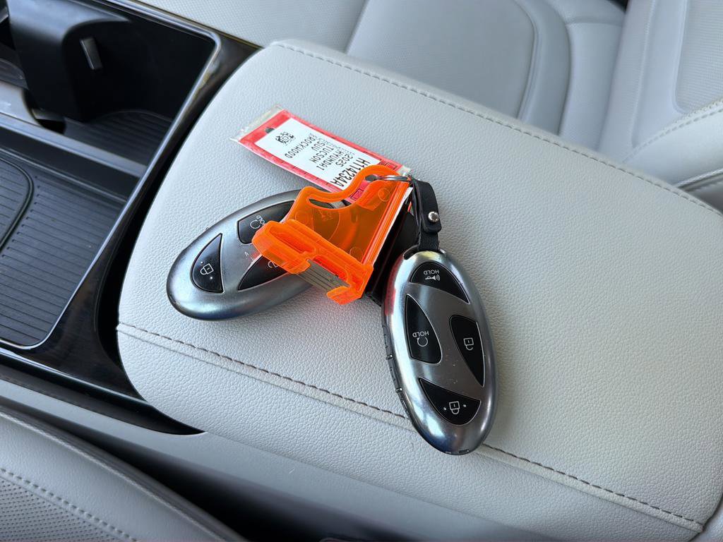 Certified 2025 Hyundai Tucson Limited FWD image 44