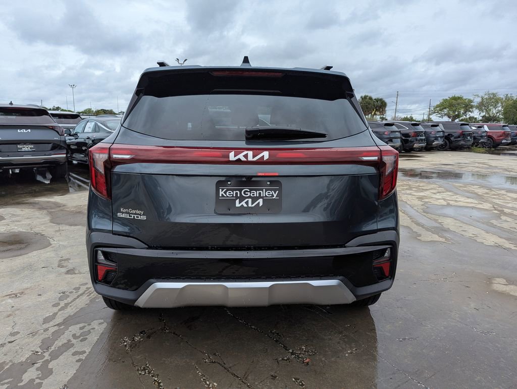 New 2026 Kia Seltos S FWD image 7