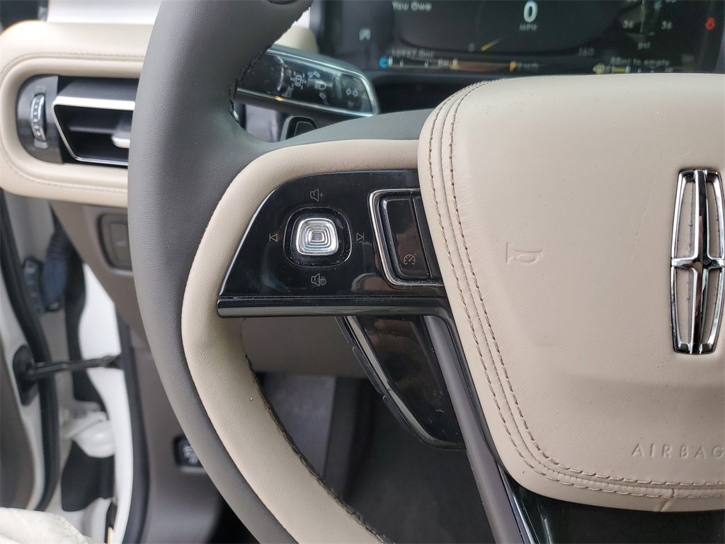 Certified 2023 Lincoln Aviator 2WD w/ Premium Package image 24