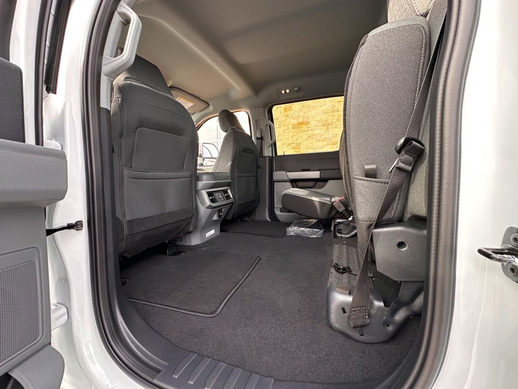 New 2026 Ford F250 XLT w/ FX4 Off-Road Package image 51
