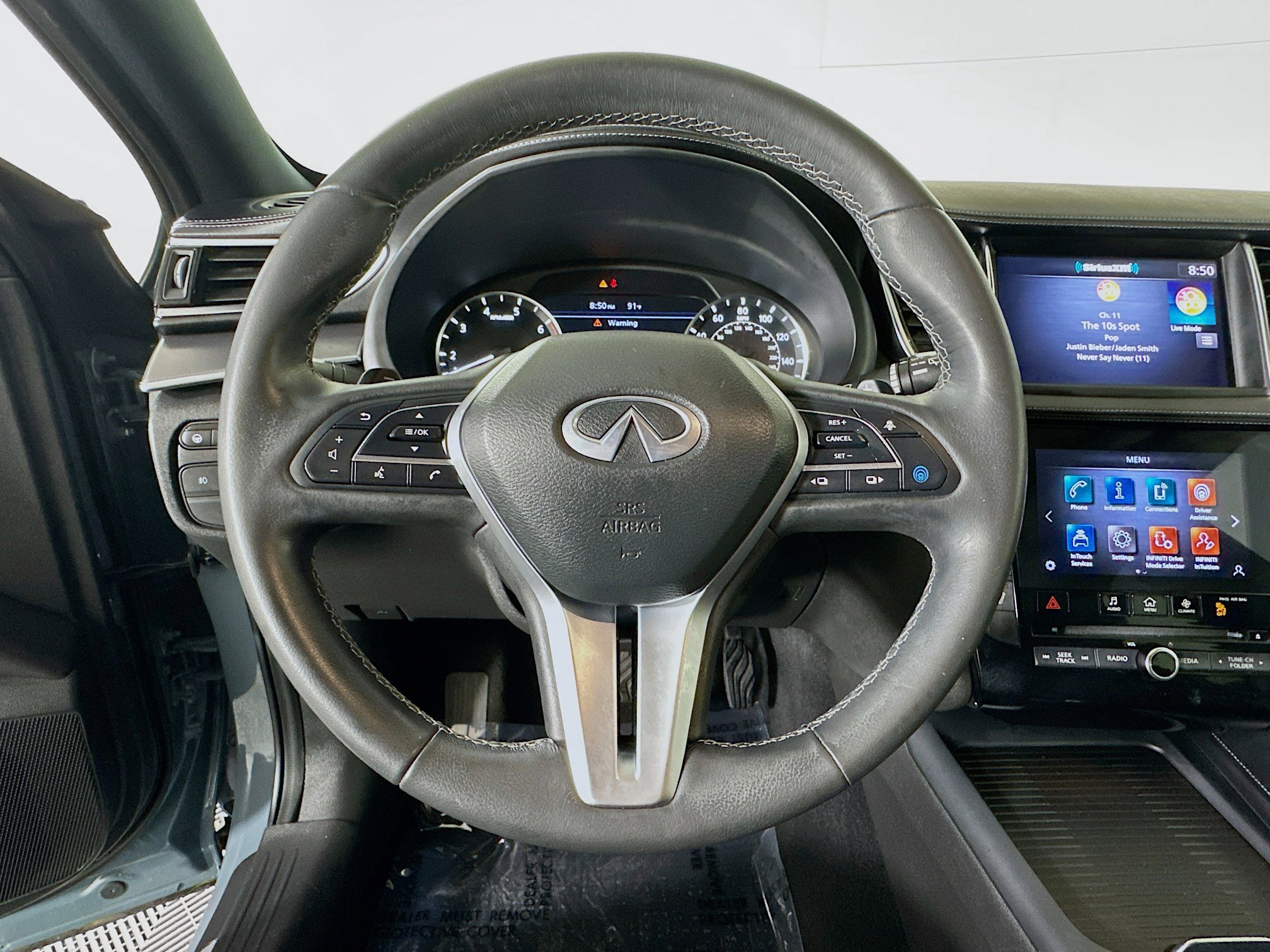 Used 2023 INFINITI QX55 Luxe w/ Cargo Package image 15