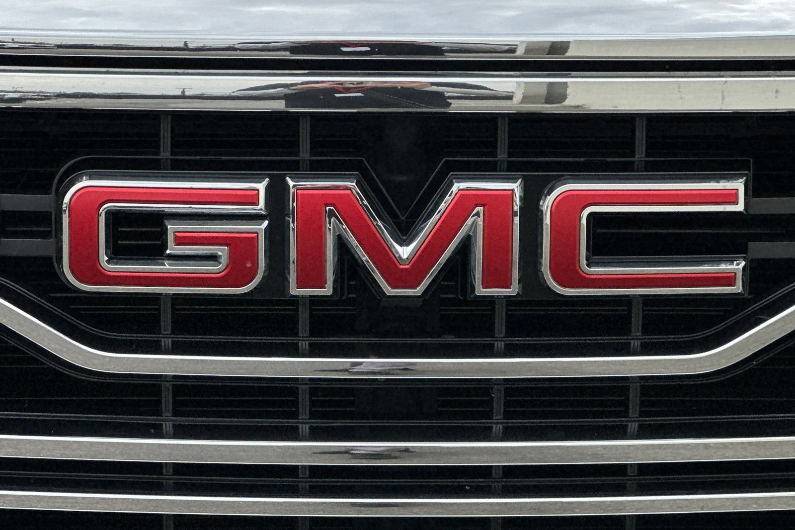 Certified 2024 GMC Sierra 1500 SLT RWD image 38