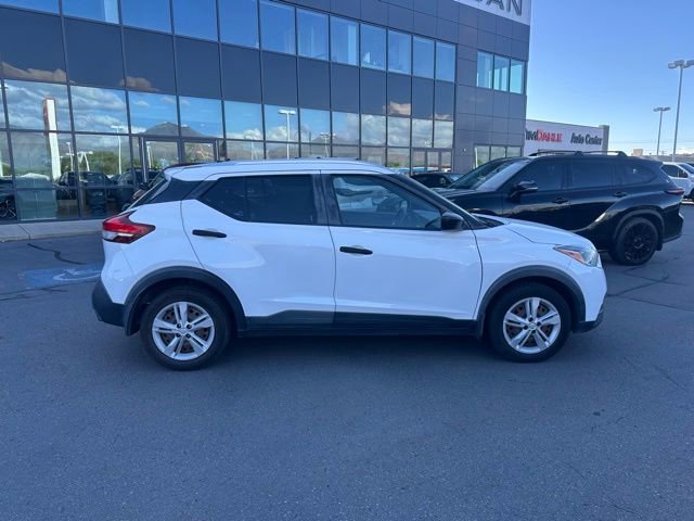 Used 2018 Nissan Kicks S FWD image 13