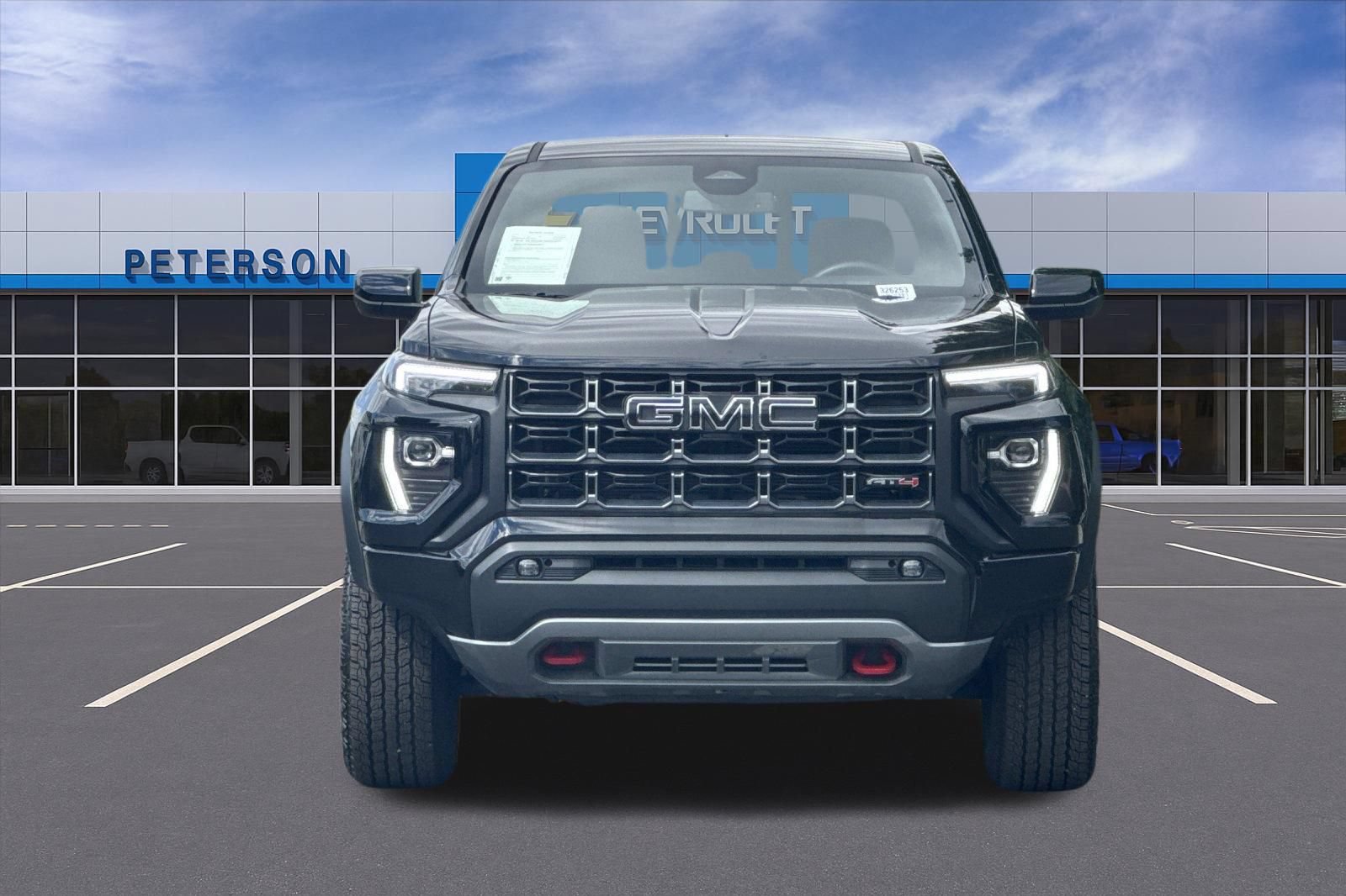 Used 2025 GMC Canyon AT4 AWD/4WD image 9