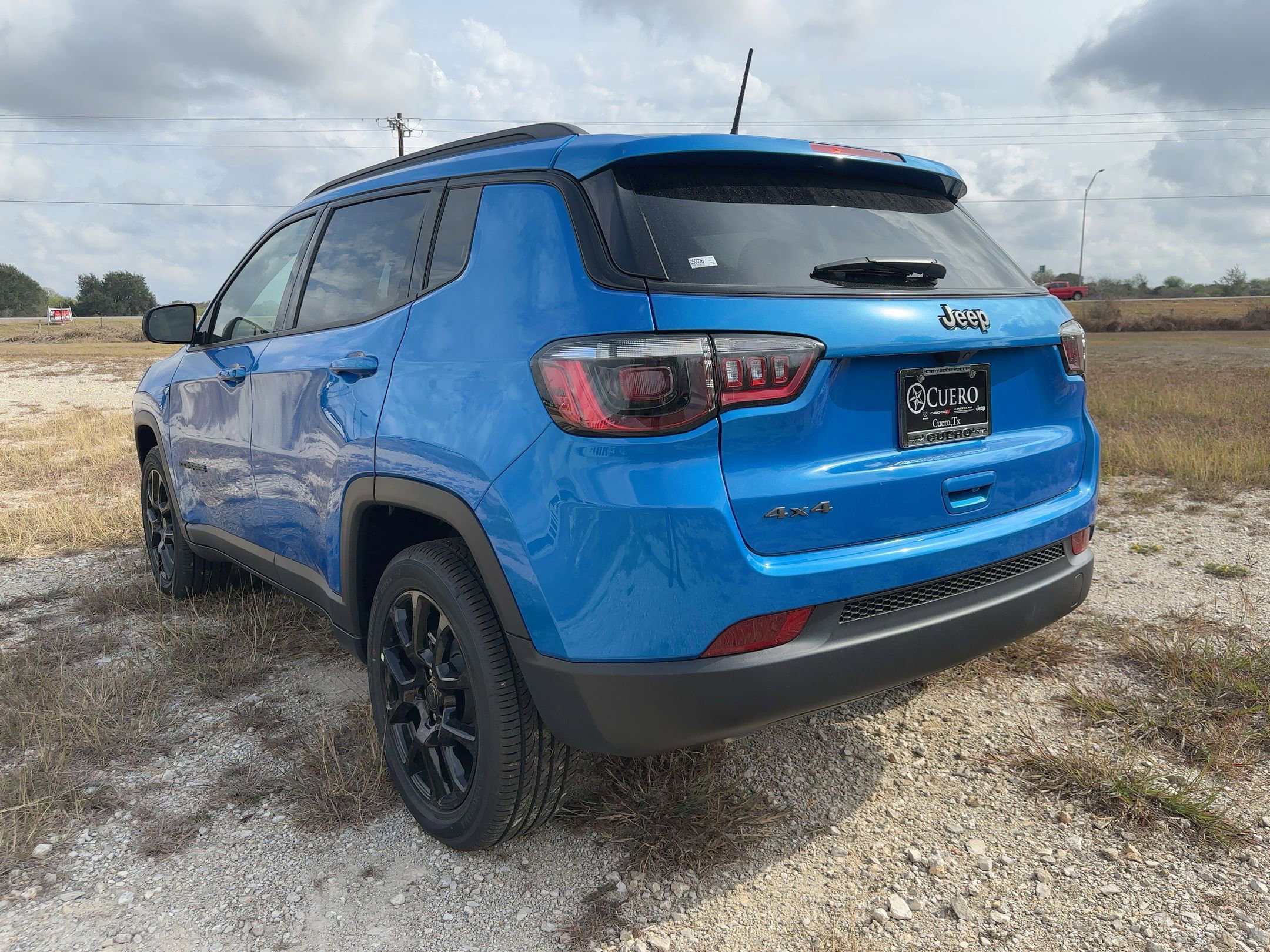 New 2026 Jeep Compass Latitude AWD/4WD image 3