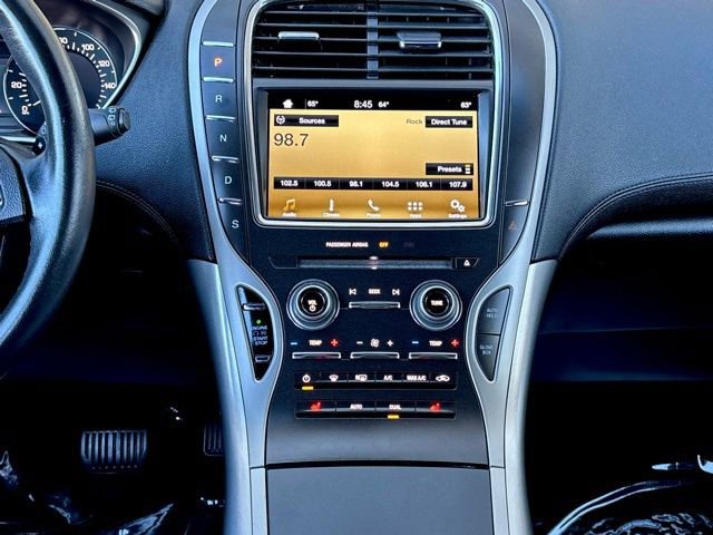 Used 2016 Lincoln MKX Premiere image 30