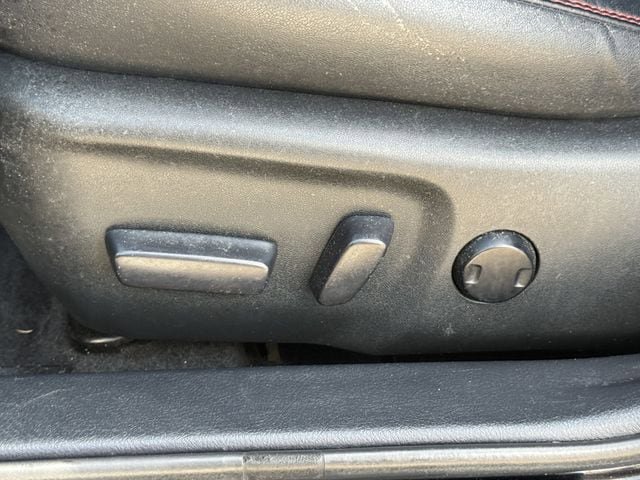 Used 2015 Toyota Camry SE FWD image 24