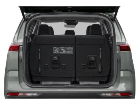 Used 2024 Kia Carnival EX image 14