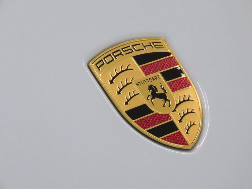 New 2026 Porsche Macan GTS Electric AWD/4WD image 16