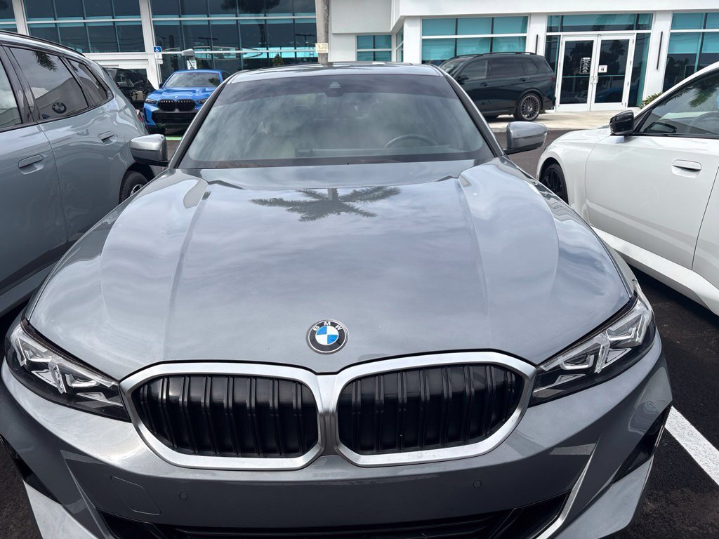 Certified 2024 BMW 330i Sedan w/ Convenience Package RWD image 9