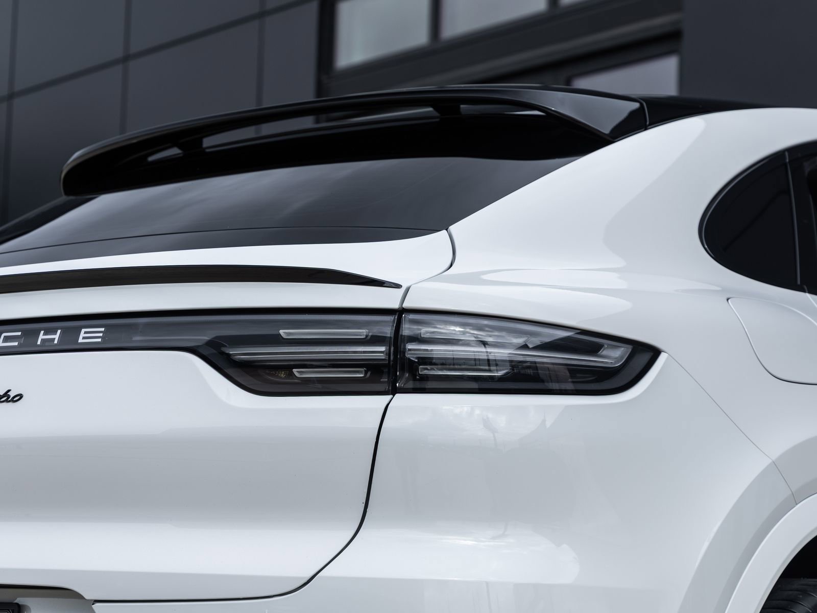 Certified 2023 Porsche Cayenne Turbo AWD/4WD image 16