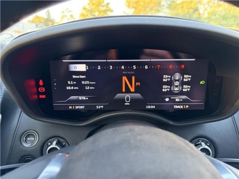 Used 2023 McLaren GT image 9