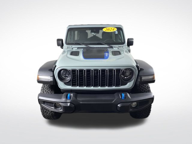 Used 2024 Jeep Wrangler Unlimited Rubicon 4xe w/ Technology Group AWD/4WD image 15