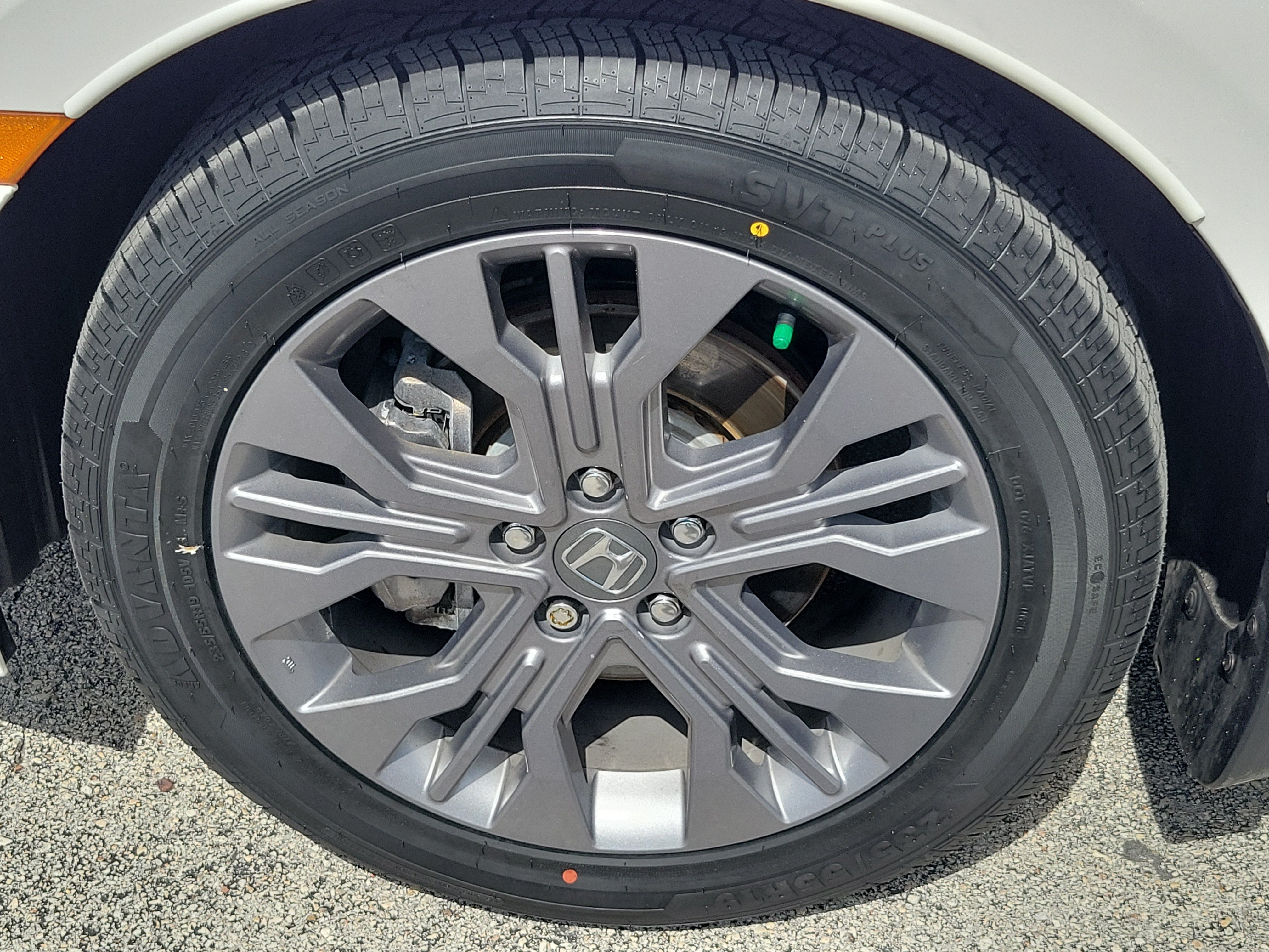Certified 2025 Honda Odyssey Touring image 9