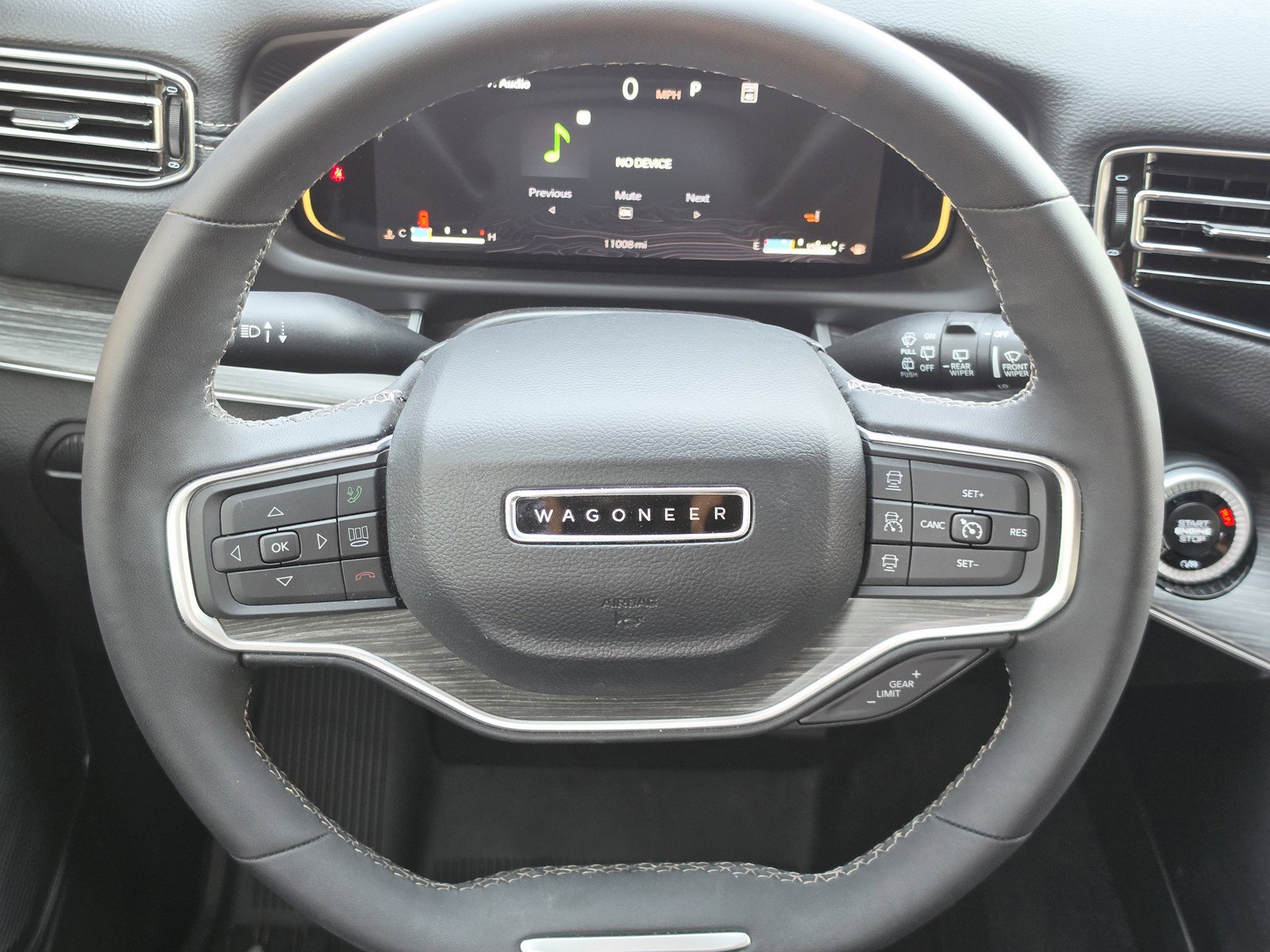Used 2024 Jeep Wagoneer Series III w/ Convenience Group I image 20