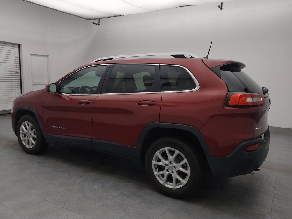 Used 2016 Jeep Cherokee Latitude w/ Cold Weather Group image 3