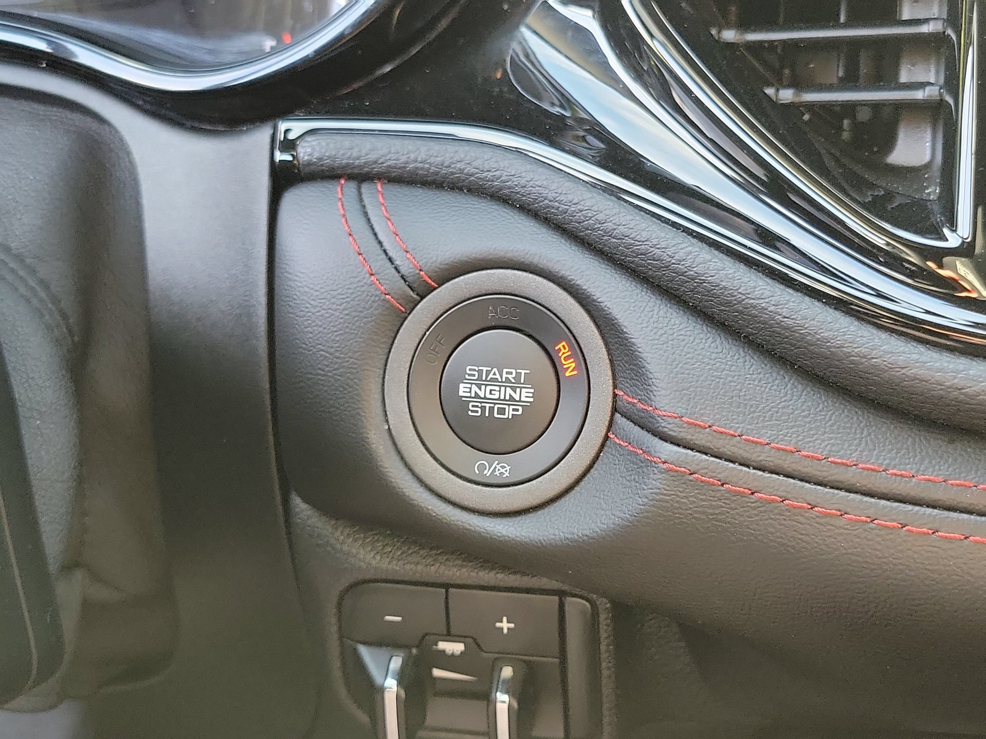 Certified 2024 Dodge Durango GT AWD/4WD image 12