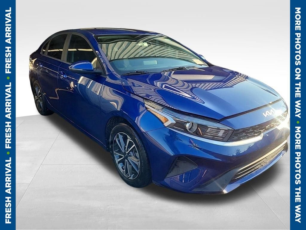 Used 2024 Kia Forte LXS w/ LXS Technology Package FWD image 1