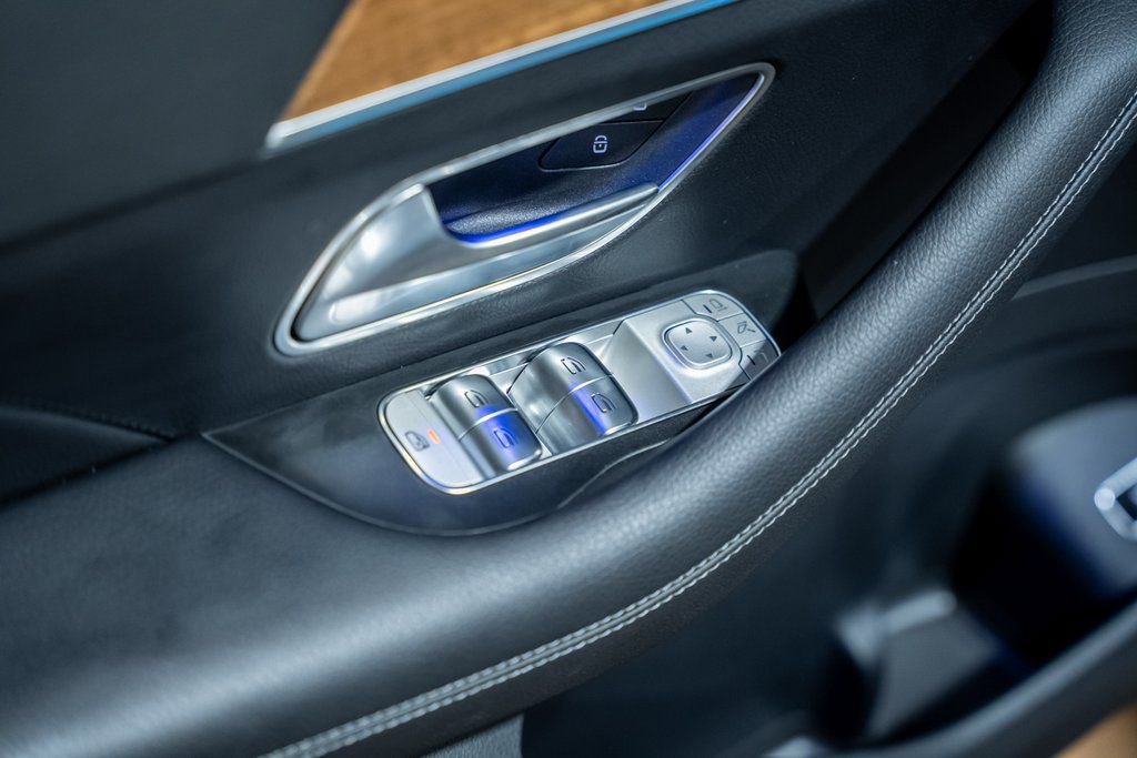 Used 2024 Mercedes-Benz GLE 350 4MATIC w/ AMG Line Exterior image 69