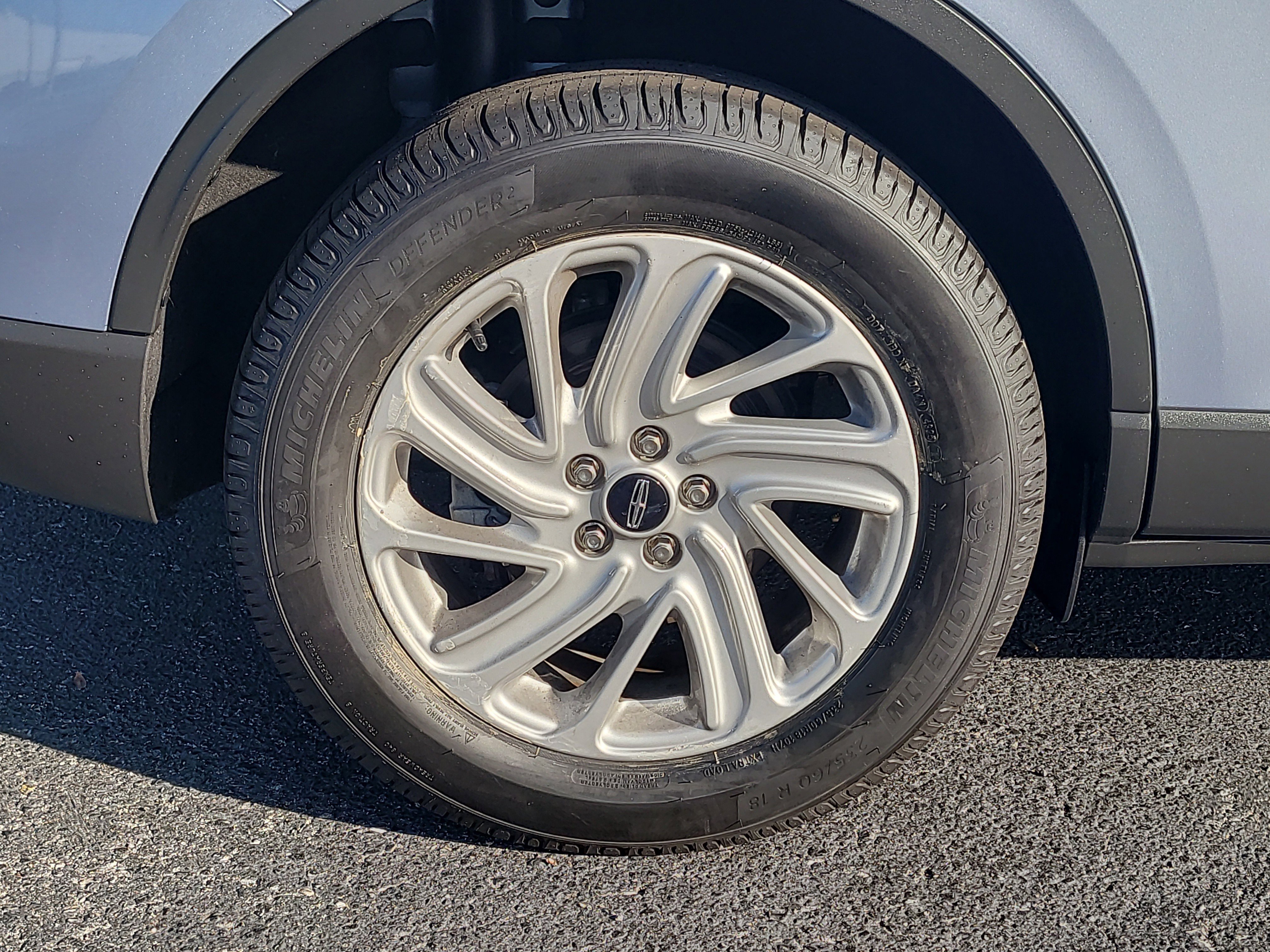 Used 2022 Lincoln Corsair FWD w/ Towing Package image 9