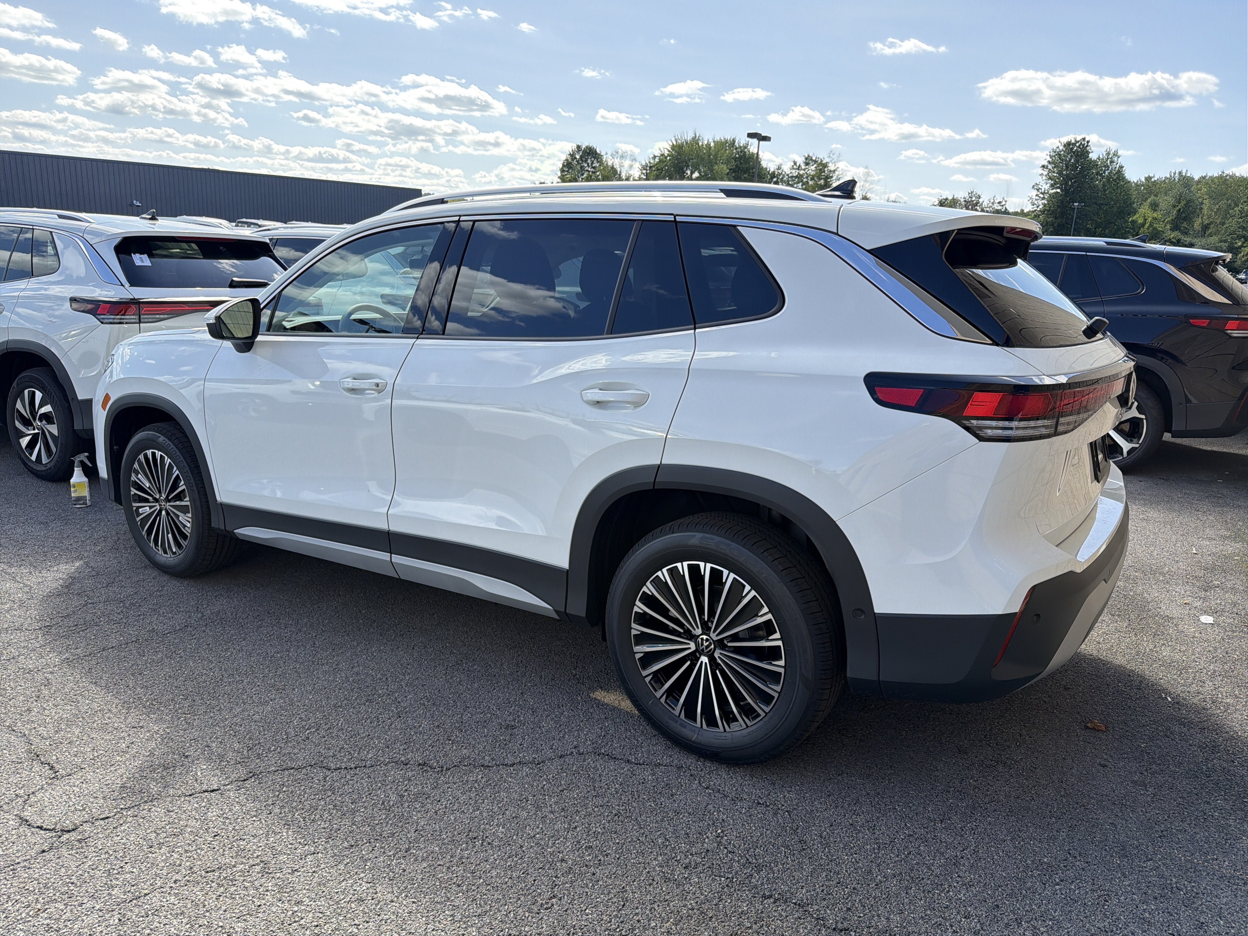 New 2026 Volkswagen Tiguan S AWD/4WD image 4