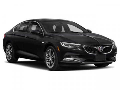 Used 2018 Buick Regal Preferred image 9