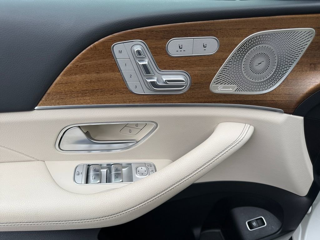 Used 2023 Mercedes-Benz GLE 350 4MATIC image 11