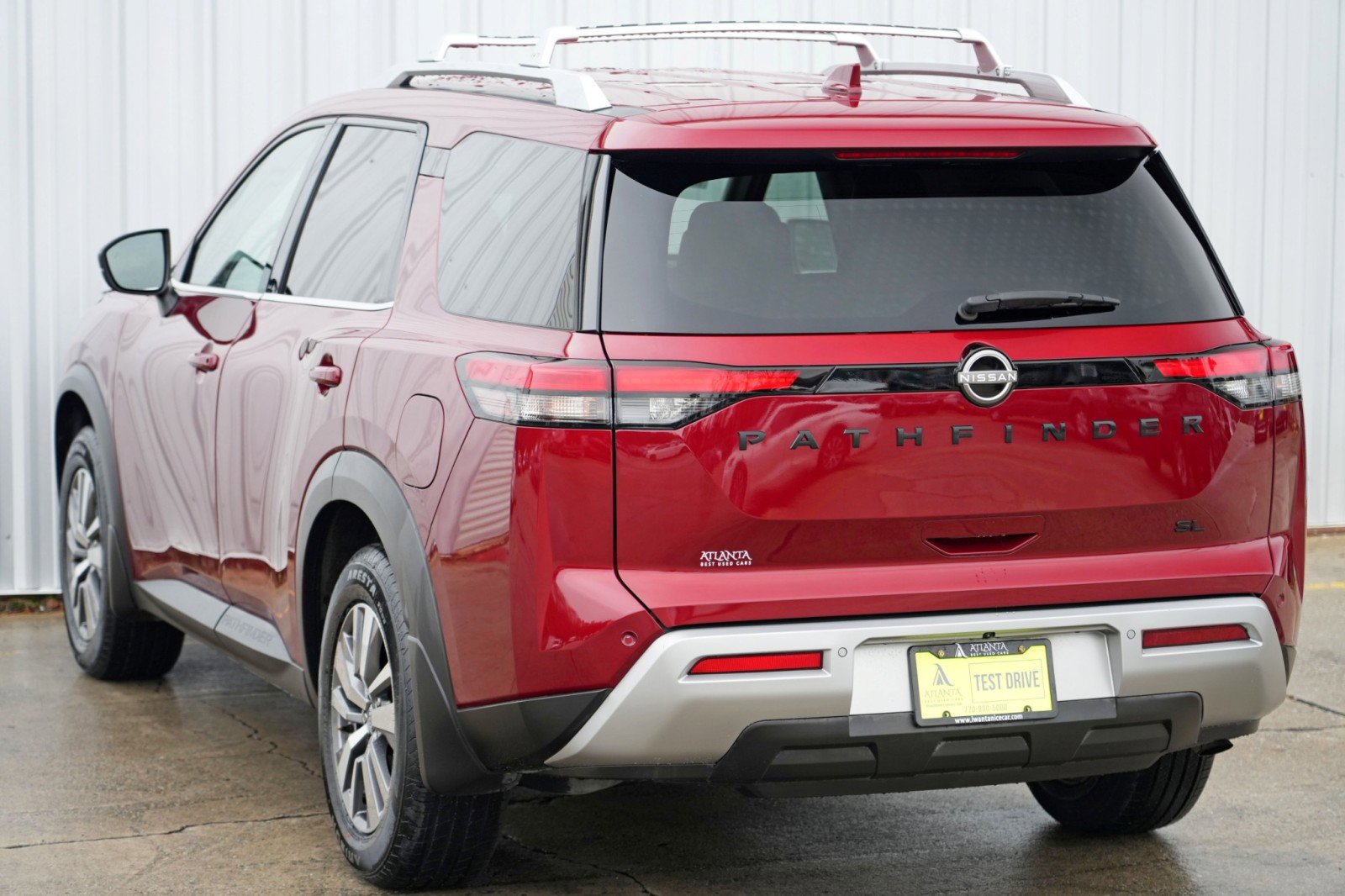 Used 2022 Nissan Pathfinder SL w/ Lighting Package (N92) image 50