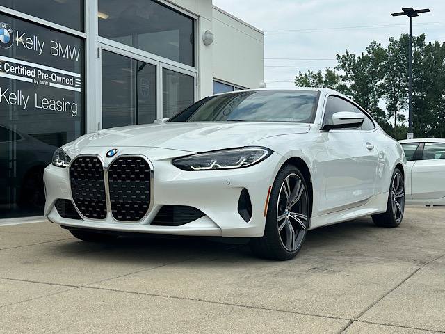 Used 2023 BMW 430i xDrive Coupe w/ Premium Package AWD/4WD image 3