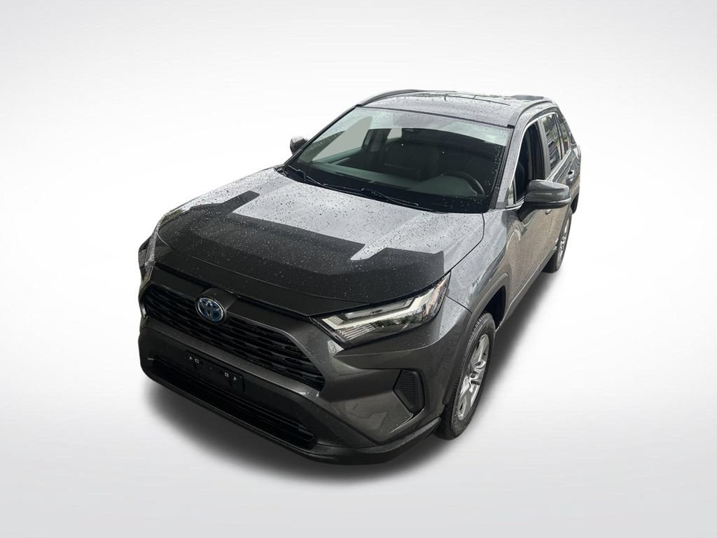 Used 2022 Toyota RAV4 XLE w/ Convenience Package AWD/4WD image 37