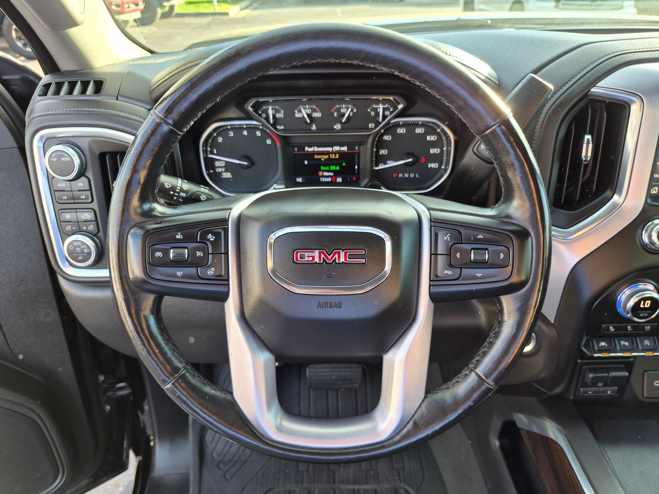 Used 2020 GMC Sierra 1500 SLT w/ SLT Premium Plus Package AWD/4WD image 18