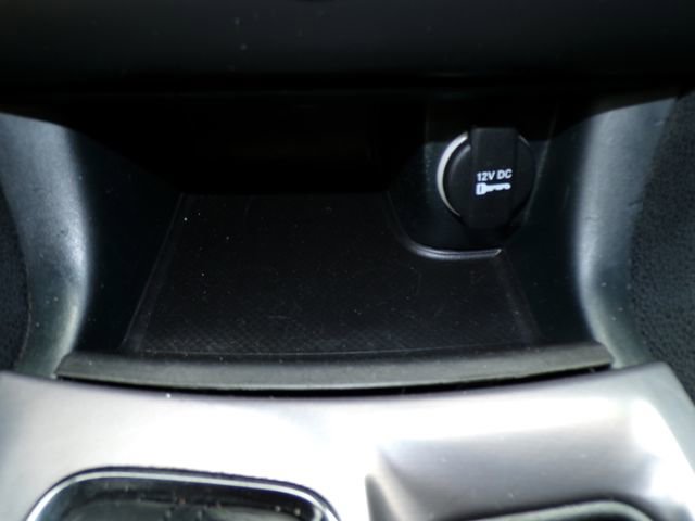 Used 2022 Dodge Charger SXT w/ Driver Convenience Group RWD image 26