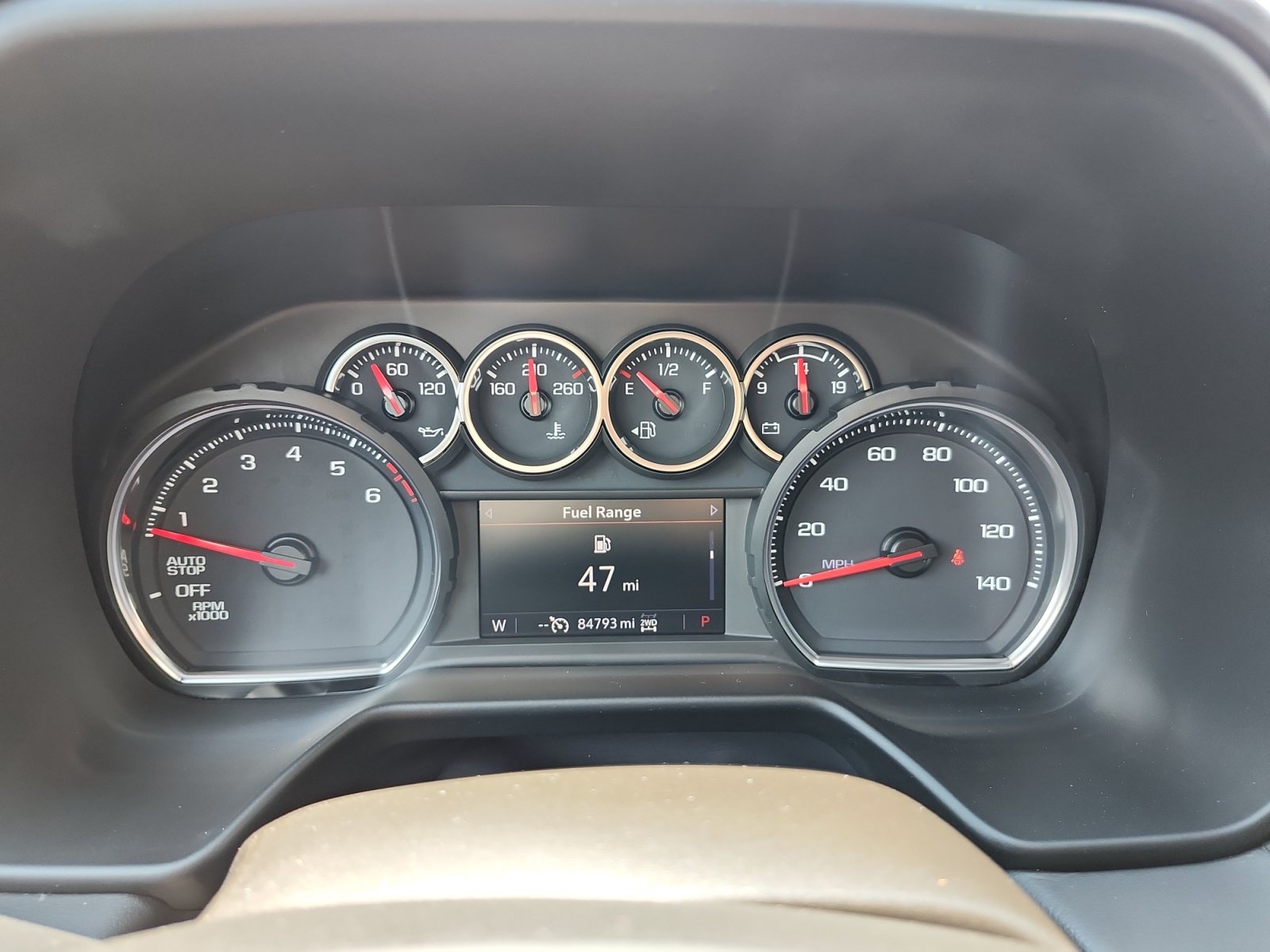 Used 2021 Chevrolet Suburban RST w/ Luxury Package AWD/4WD image 18