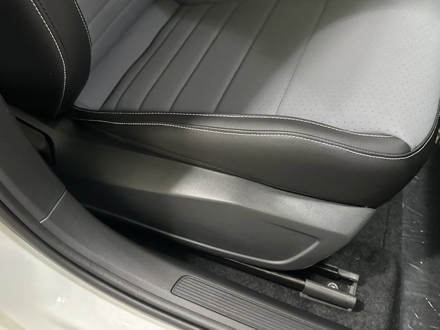 New 2026 Volkswagen Jetta SE image 37