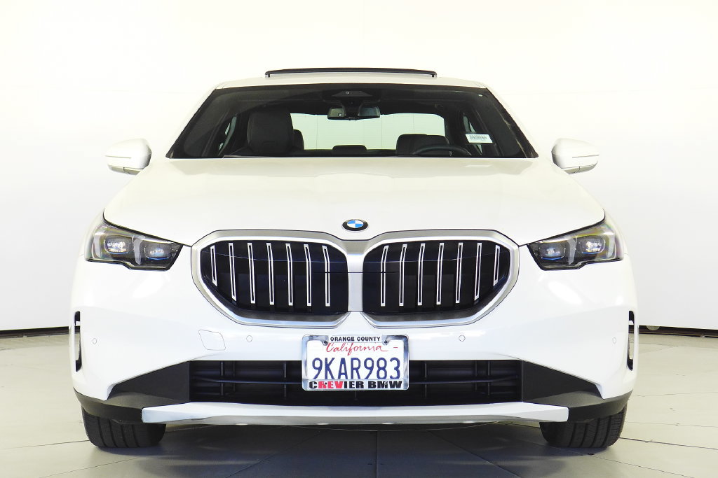 Certified 2024 BMW 530i w/ Convenience Package RWD image 3